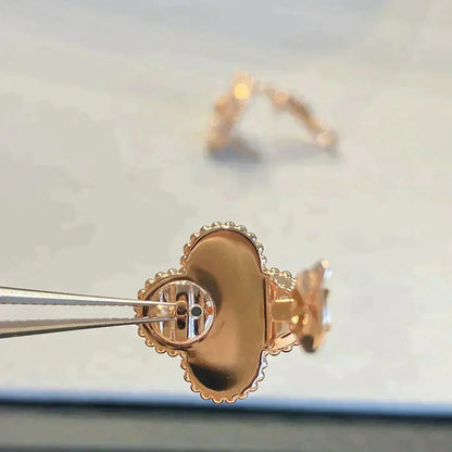 [Lunabriance]CLOVER MEDIUM 1 MOTIFS GRAY MOP  DIAMOND EARRINGS