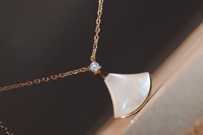 [Luna Brilliance]DREAM NECKLACE WHITE MOP PINK GOLD 1 DIAMOND