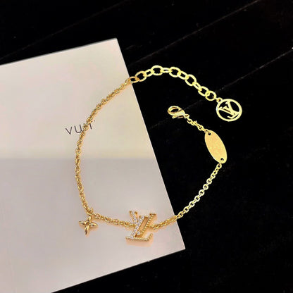 [Lunabriance]LOGO STAR MOTIF GOLD BRACELET