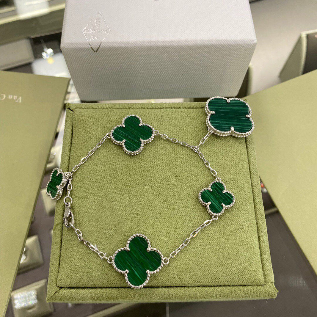 [Luna Brilliance]CLOVER 5 MOTIFS SIVLER MALACHITE BRACELET