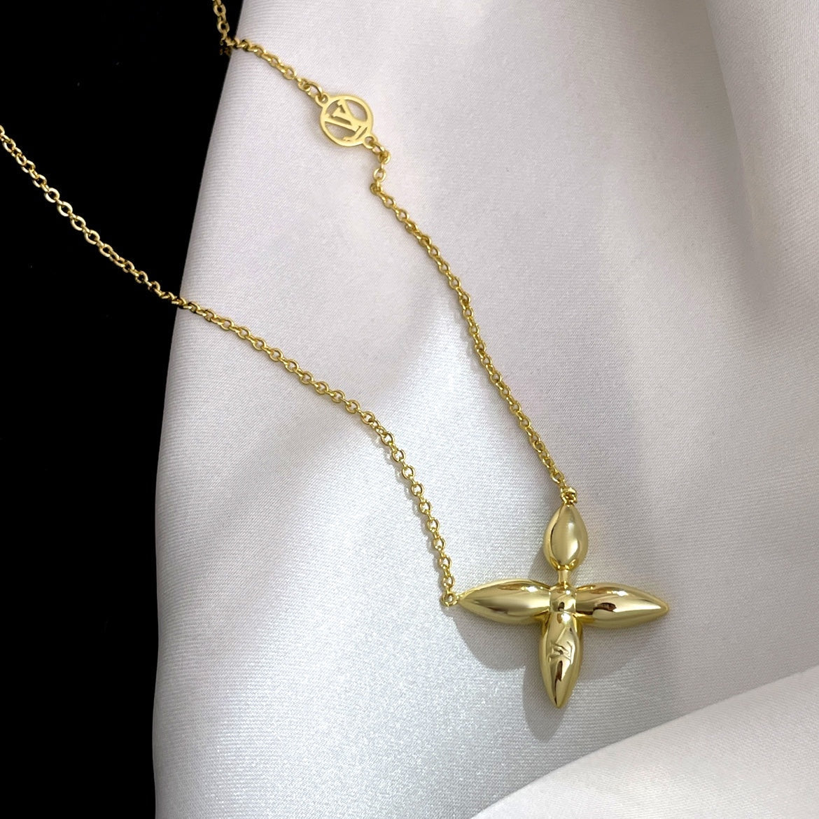[Lunabriance]LOUISETTE GOLD NECKLACE