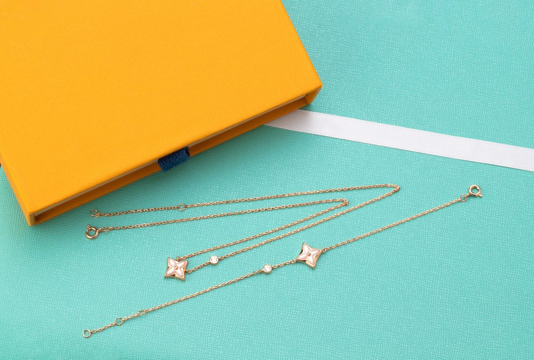 [Luna Brilliance]STAR PINK MOP 1 DIAMOND PINK GOLD NECKLACE