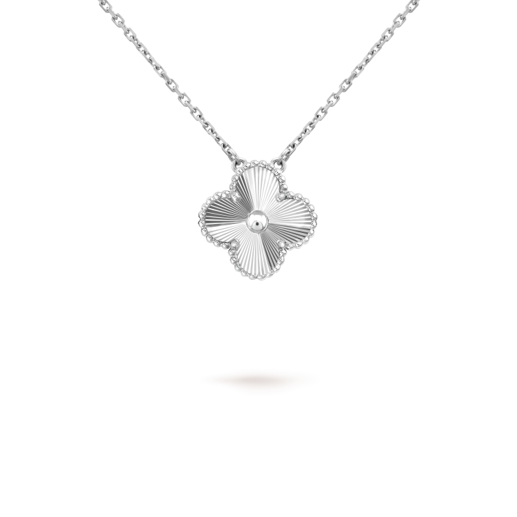 [Luna Brilliance]CLOVER 15MM NECKLACE SILVER COLLECTION