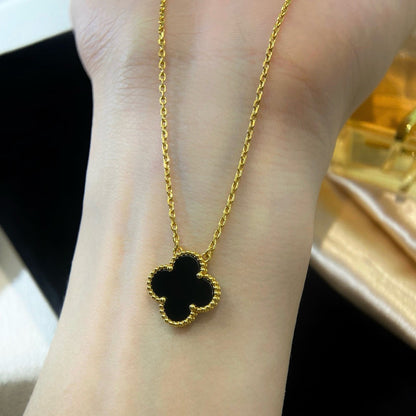 [Lunabriance]CLOVER 15MM BLACK ONYX SINGLE FLOWER NECKLACE
