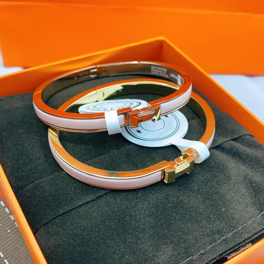 [Luna Brilliance]CLASSIC HM CLIC  PINK 8MM ENAMEL BRACELET