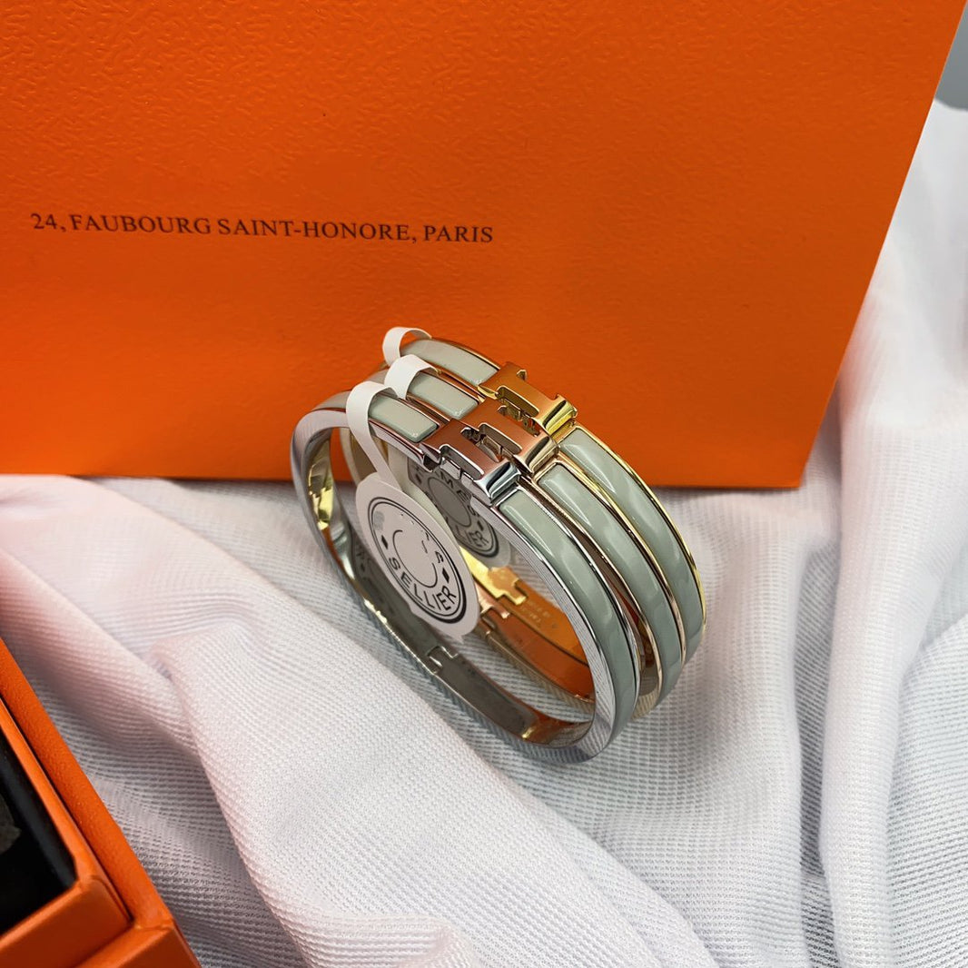 [Luna Brilliance]CLASSIC HM CLIC GREEN 8MM ENAMEL BRACELET