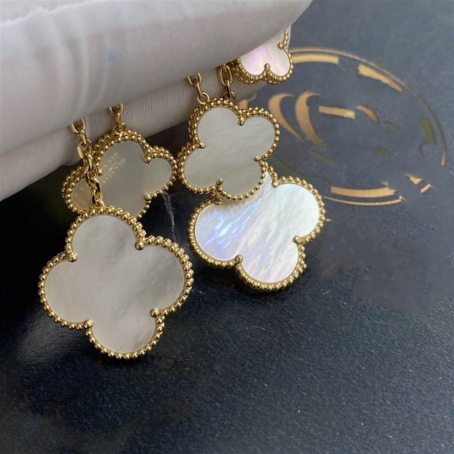 [Lunabriance]CLOVER EARRINGS WHITE MOP 4 MOTIFS GOLD