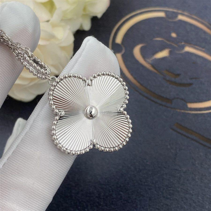 [Lunabriance]CLOVER 25MM SILVER BIG CLOVER NECKLACE