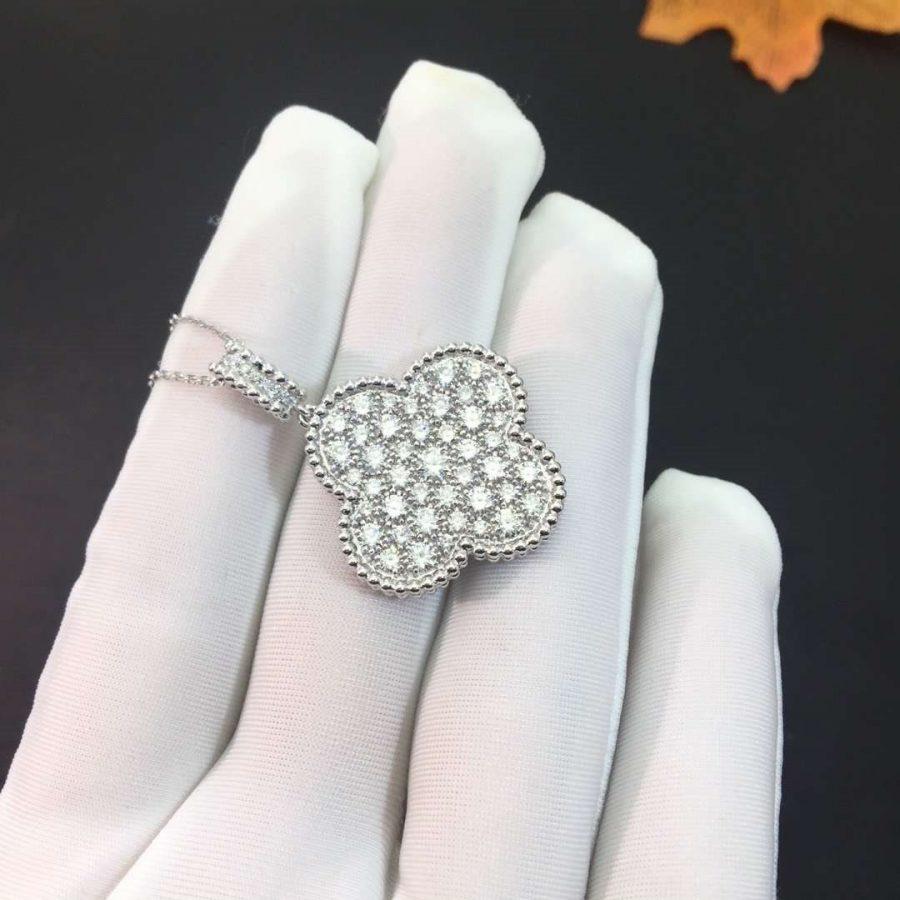 [Lunabriance]CLOVER 25MM SILVER FULL DIAMOND BIG CLOVER NECKLACE