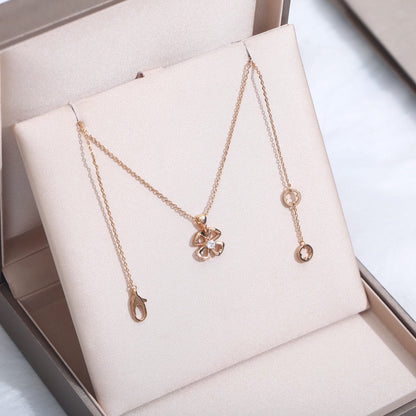 [Luna Brilliance]FIOREVER NECKLACE DIAMOND CENTER